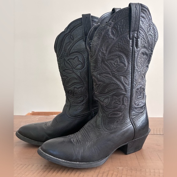 Ariat Shoes - Ariat Women’s Black Heritage Toe Western Boots - Size 7